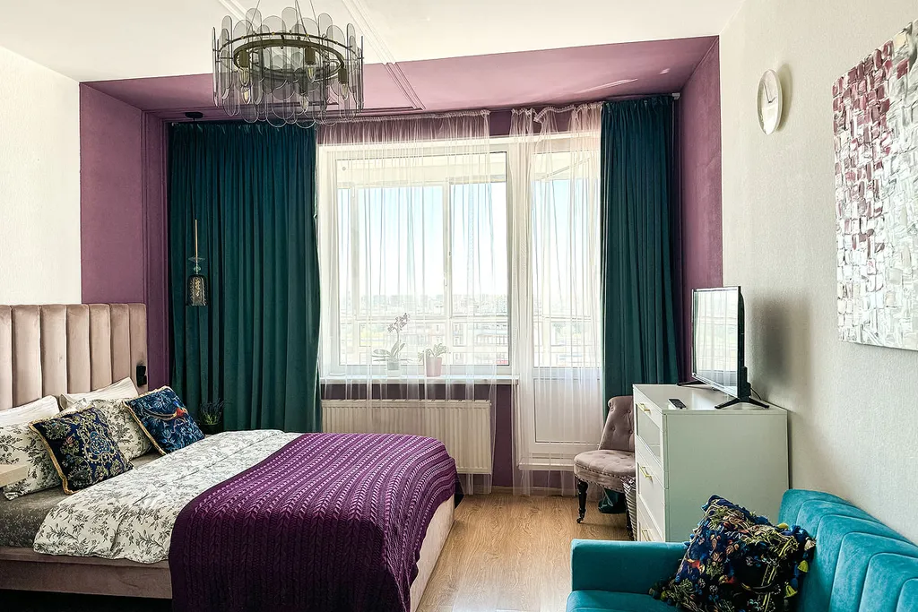 Солнечная студия с панорамным видом