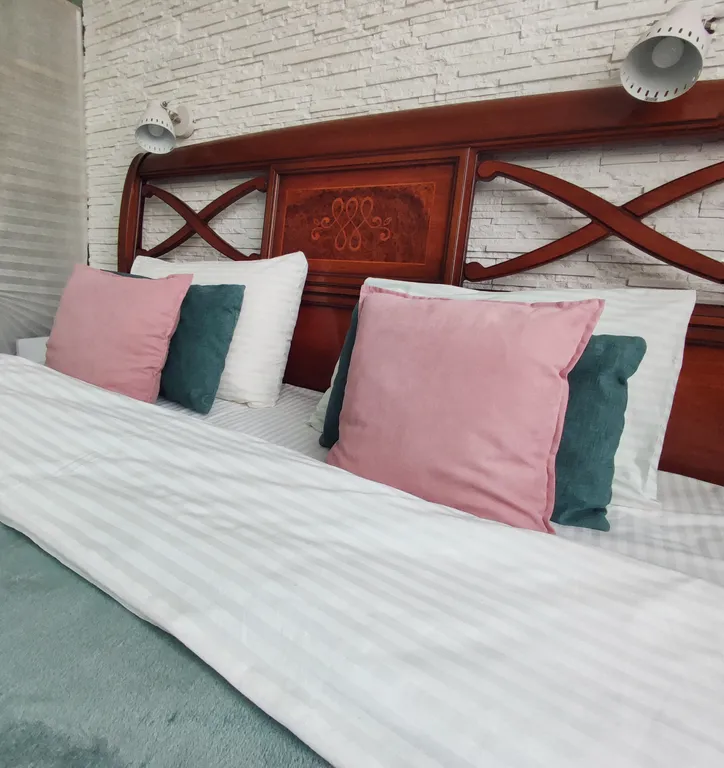 Стильная оливковая студия