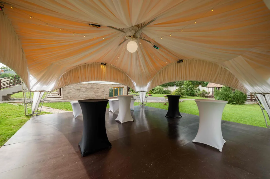 Коттедж с нотками стиля модерн