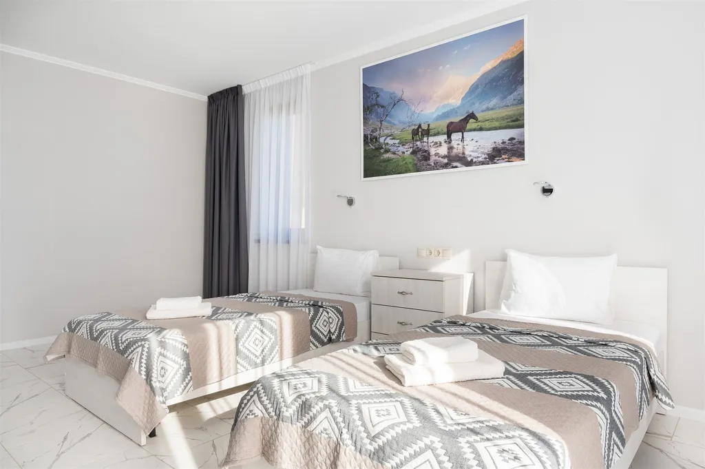 Двухместный комфорт, бассейн, вид на горы