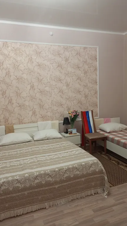 Большой семейный номер до 6 чел.  Рядом М4, Парк "Лога"- заезд 14-22