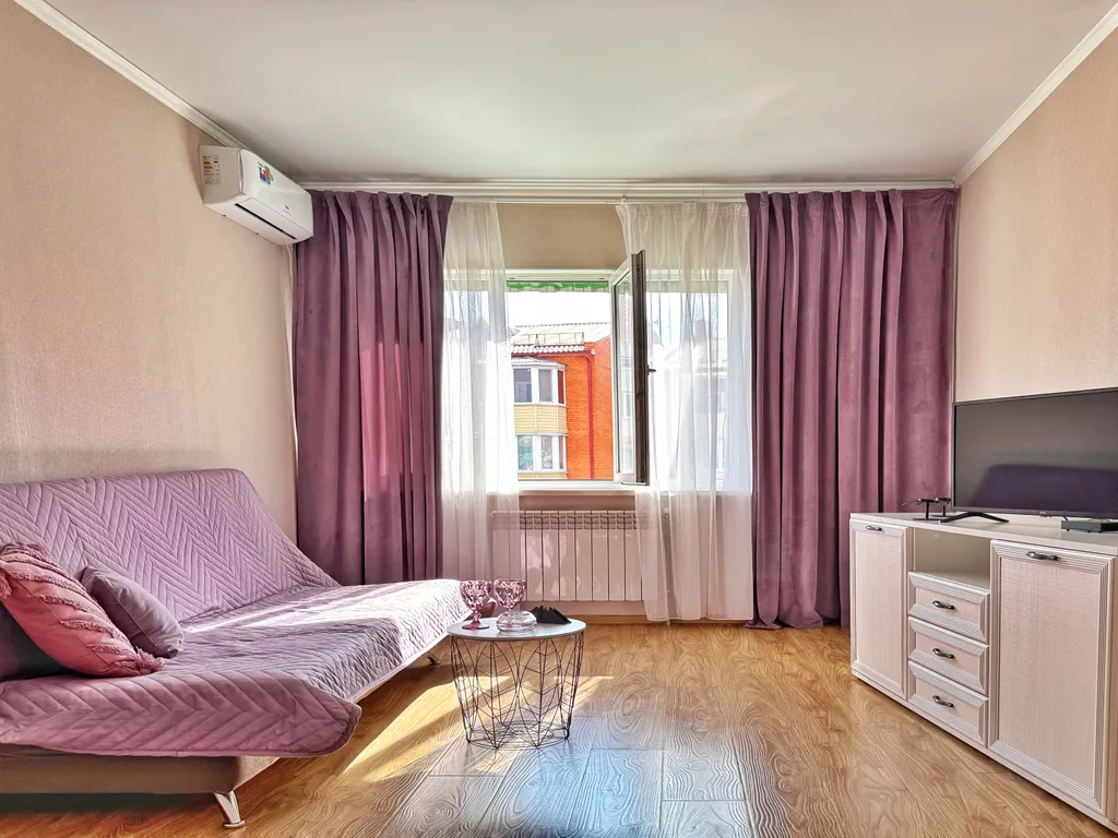 Квартира с видом на гору Бештау у входа в парк