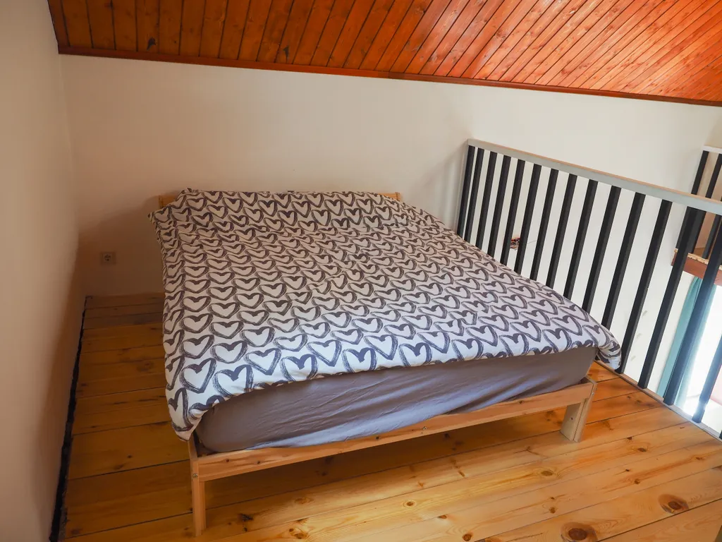 Уютный домик в лесу с русской баней и чаном