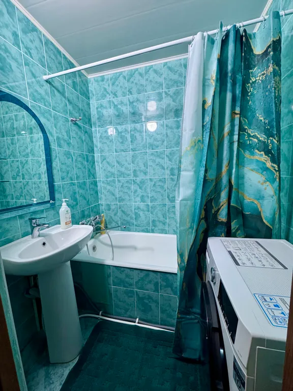 Уютная двухкомнатная квартира с видом на горы