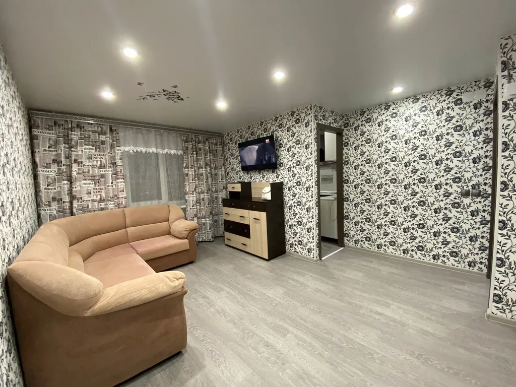 2-комнатная Квартира — аренда посуточно в Кировск