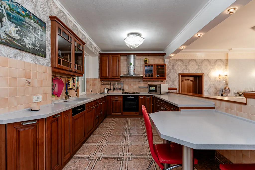 Шикарный дом с бассейном, сауной в Красногорске