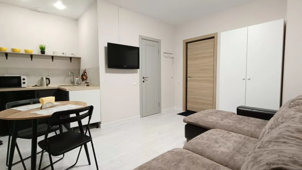 Квартира Современная, новая студия возле Краевой больницы — аренда посуточно в Красноярск