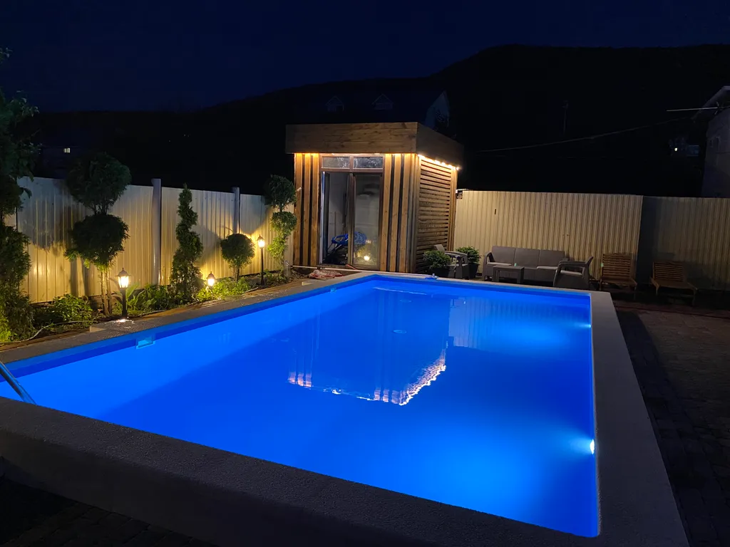 Апартаменты 2-комнатные с бассейном