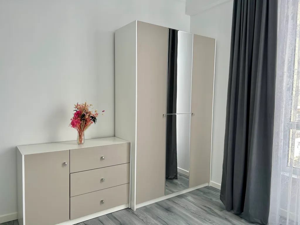 Family suite with mountain view