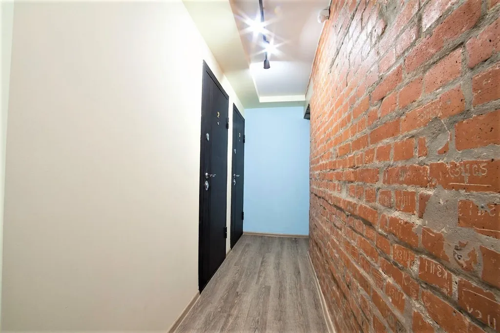 Студия на 2-х гостей возле метро «Красный проспект»