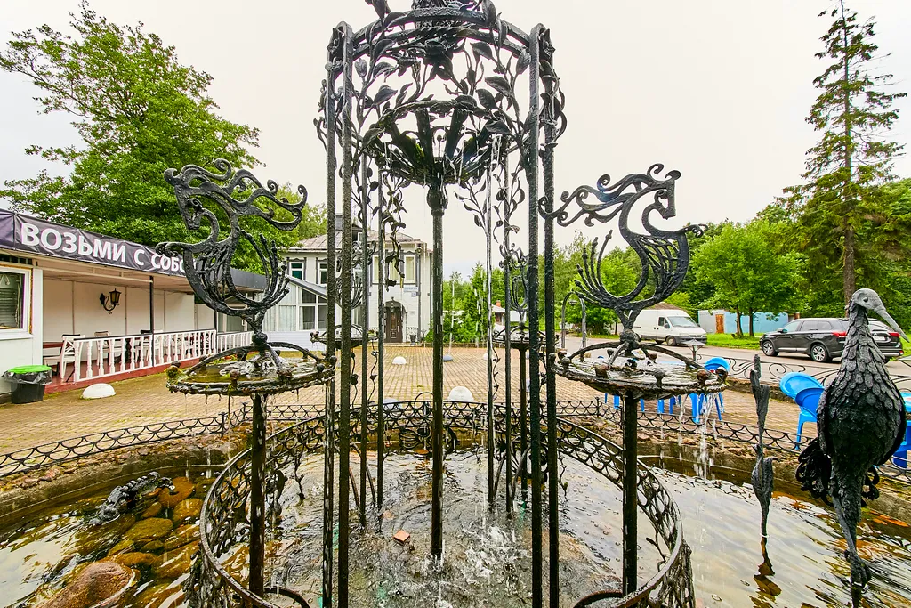 Коттедж с русской баней и бассейном