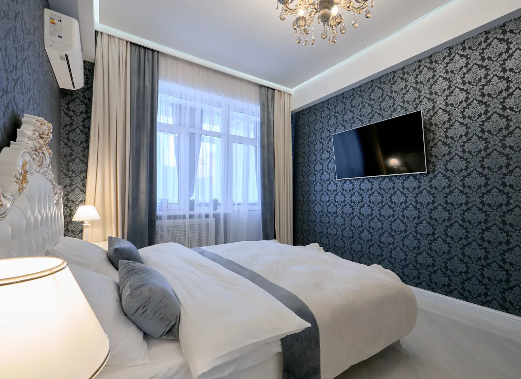 Двухкомнатные апартаменты возле парка со стороны "Долины роз"