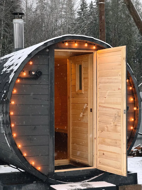 Уютный треугольный Ромашковый дом.