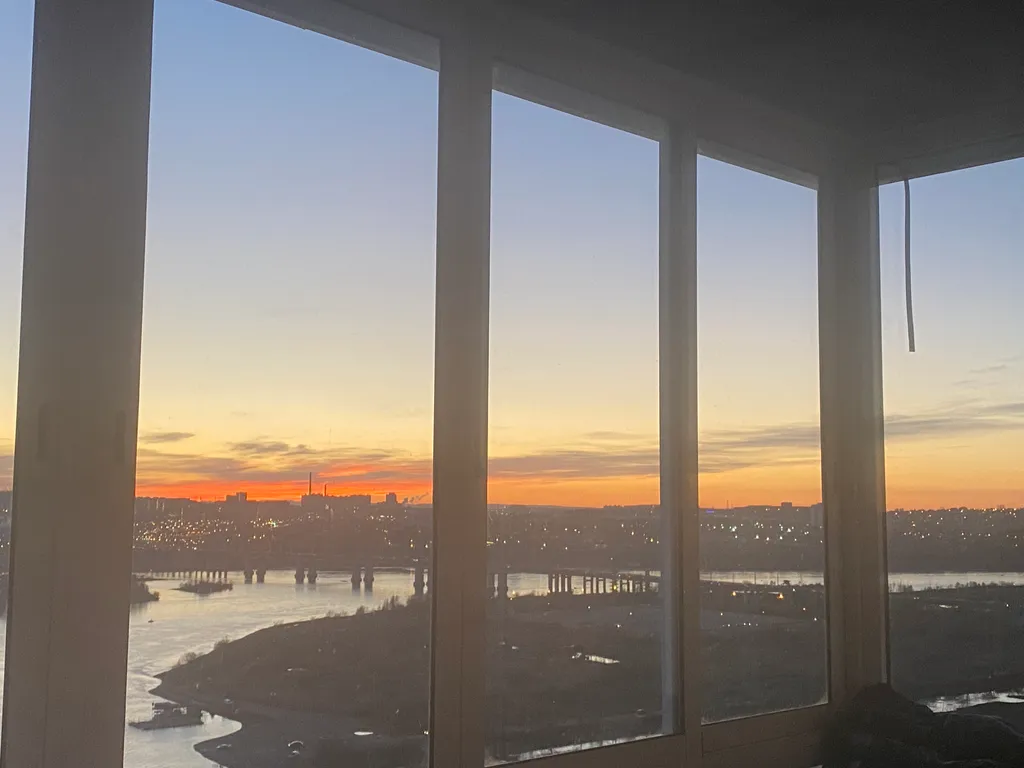 Квартира с видом на Ангару и город