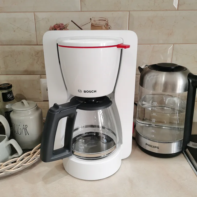 Центр города, уютная квартира в новом доме, лифт, парковочное место.