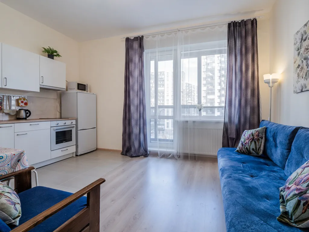 Квартира Студия рядом с метро — аренда посуточно в Мурино