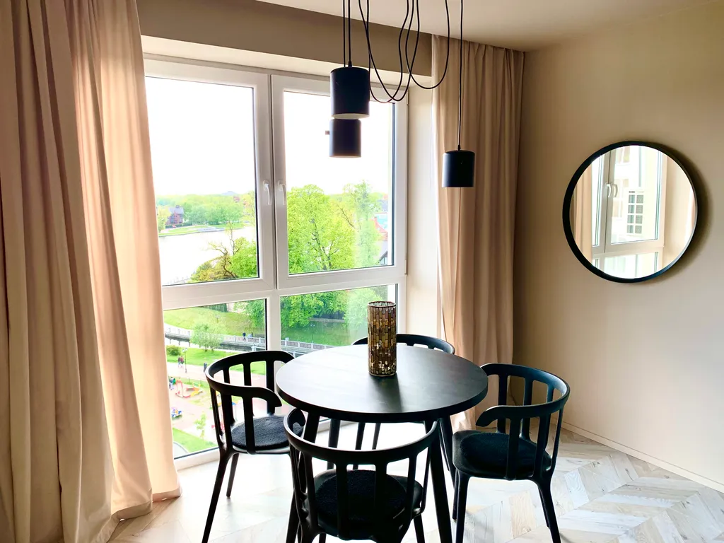 Квартира Квартира Дизайнерская студия с видом на озеро — Калининград