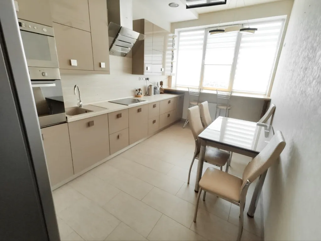 Делюкс - вода круглосуточно, в новом ЖК, видовая