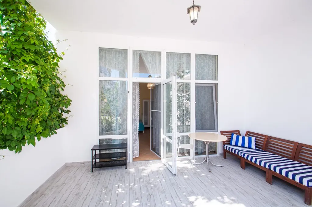 Студия с террасой астра 1