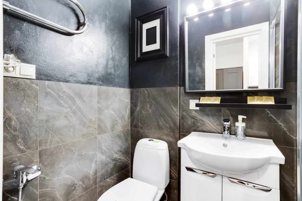 Студия в красном рядом с Мегой