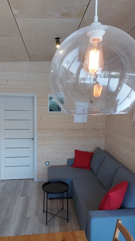 Дом в горной деревне с купелью фурако на террасе