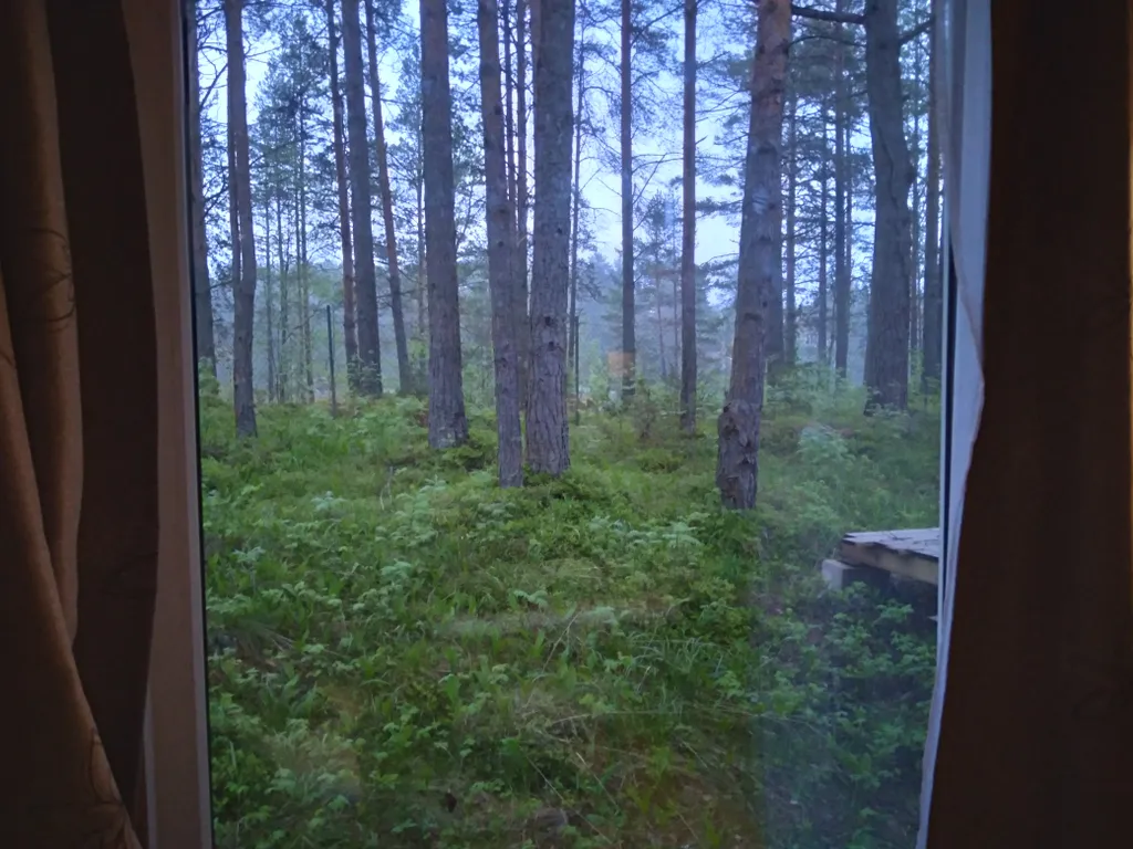 Дом с балконом