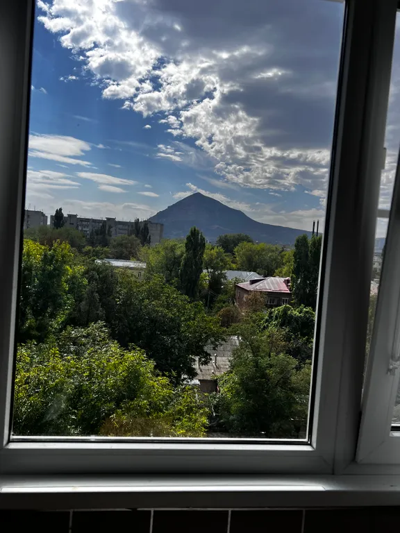 Апартамент с видом на горы