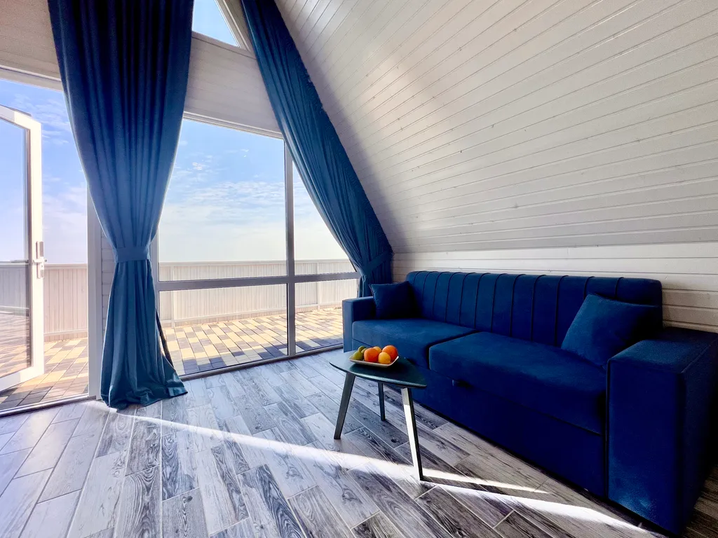 Шестиместный коттедж у моря