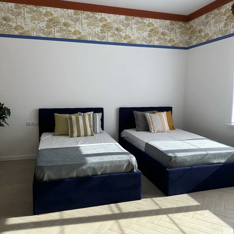 Коттедж Гостевой дом в греческом стиле в центре города — Элиста