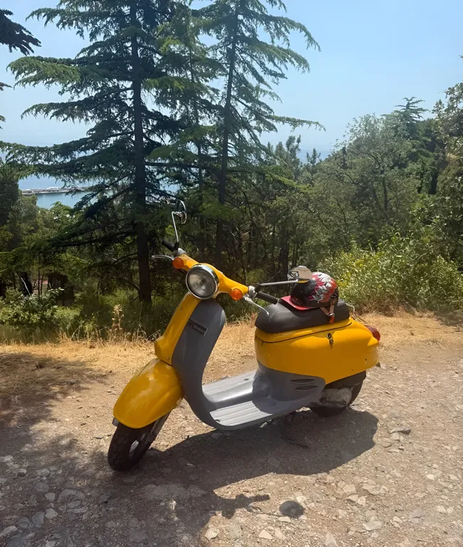 Дизайнерская квартира с потрясающем видом на море и горы