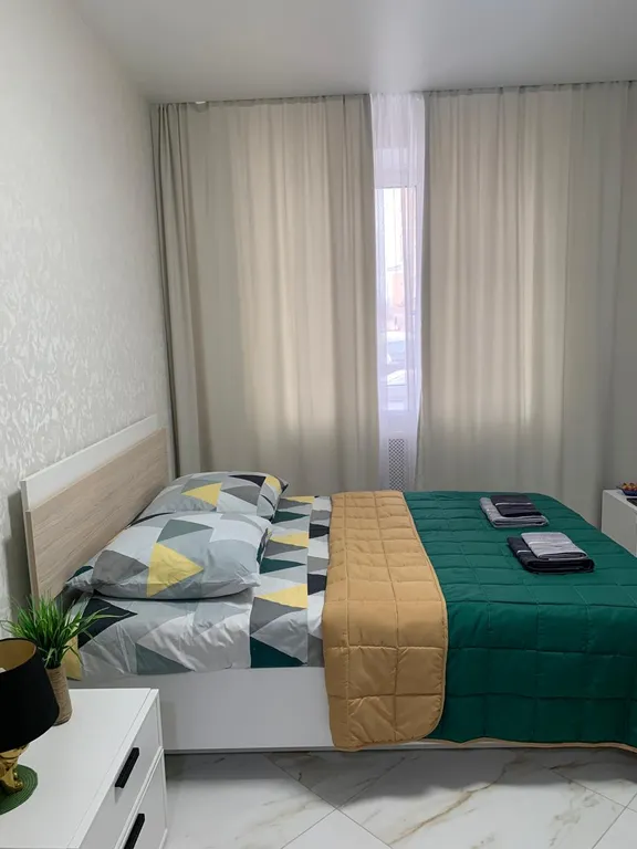 Уютная студия, в центре ленинского района, рядом набережная, сквер Зои