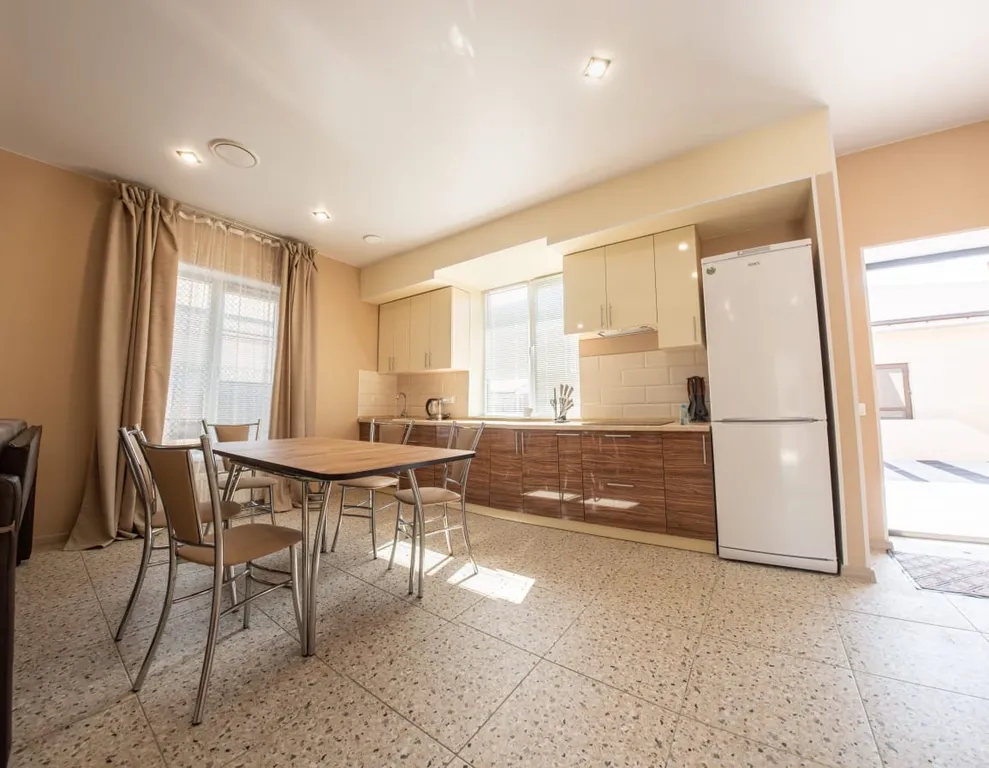 2-комнатная Квартира — аренда посуточно в Береговое (Феодосия)