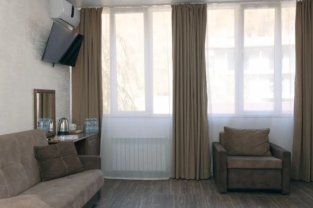 Семейный номер вид на горы, доступен бассейн и сауна