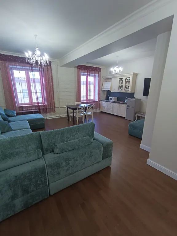 Отличная локация, квартира в центре города с евроремонтом