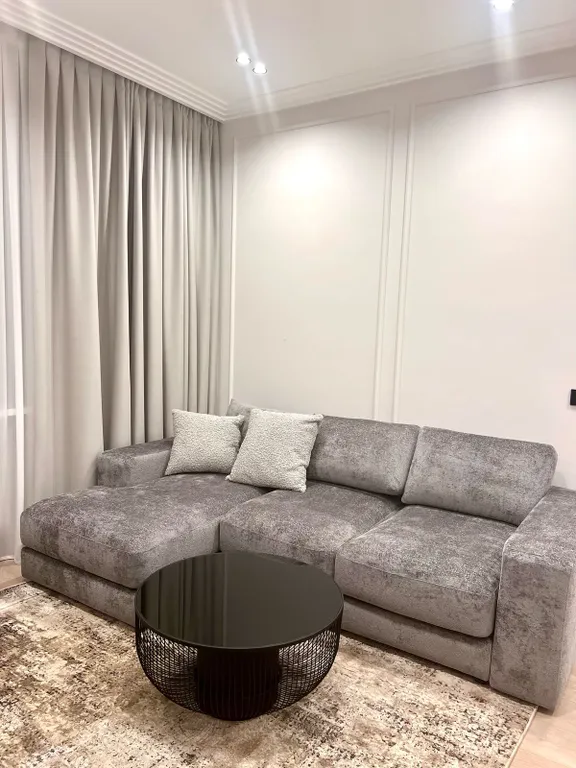 Респектабельный люкс с дизайнерским ремонтом на садовом кольце