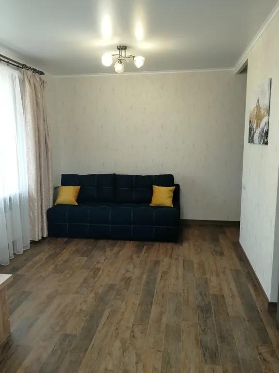 Квартира с видом на гору Железную напротив входа в парк