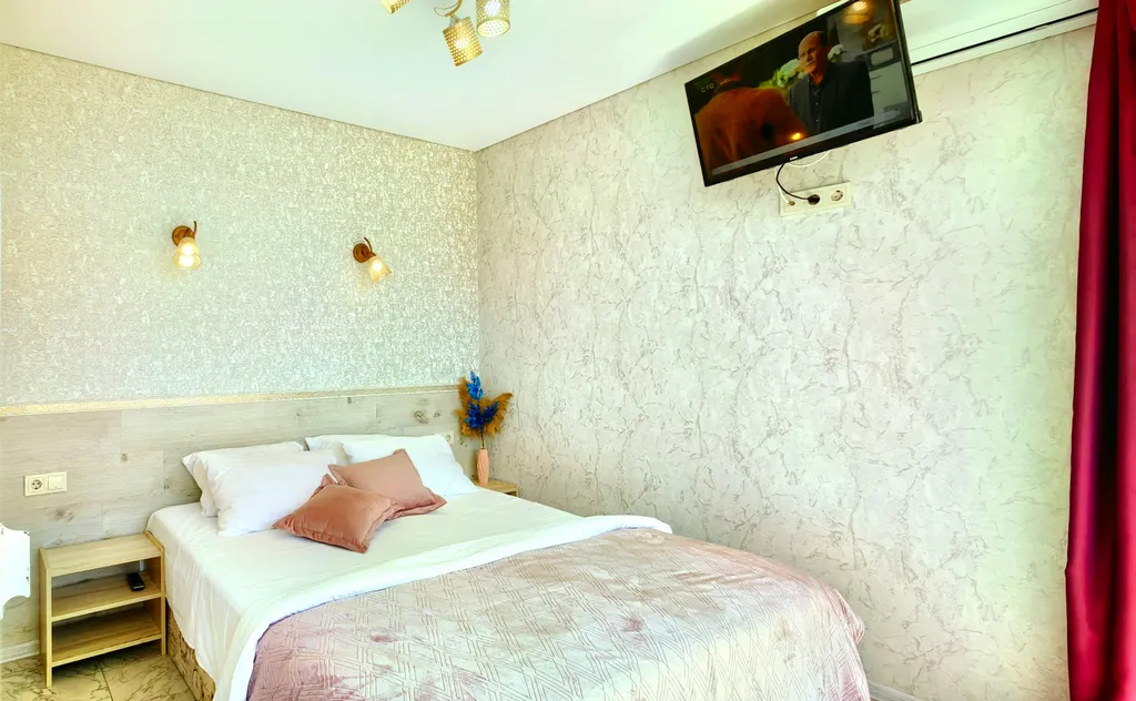 Квартира Двухкомнатные апарты с изолированными комнатами/кухня/стиралка/балконы — Судак