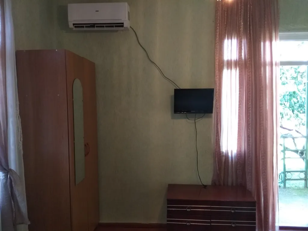 Квартира Квартира Гостевой дом в центре города — Гагра