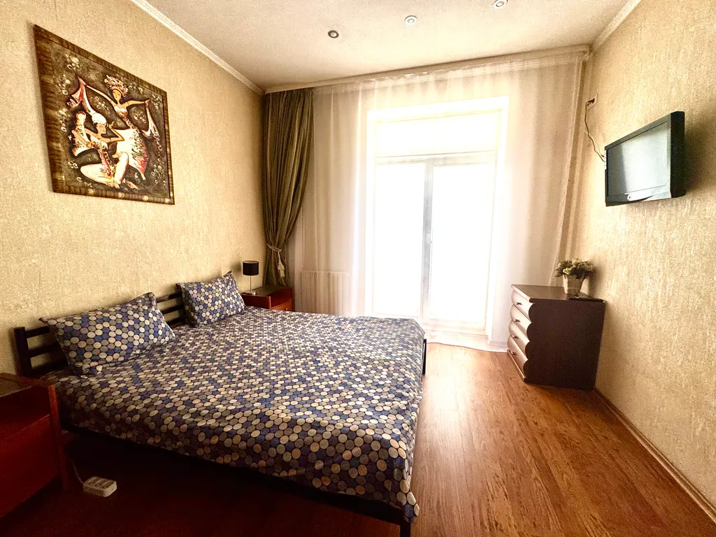 Квартира Двухкомнатная с круглосуточной водой — аренда посуточно в Донецк