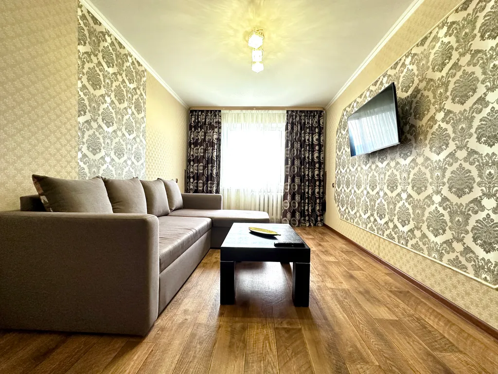 Просторные апартаменты напротив ТЦ Жемчужина Сибири