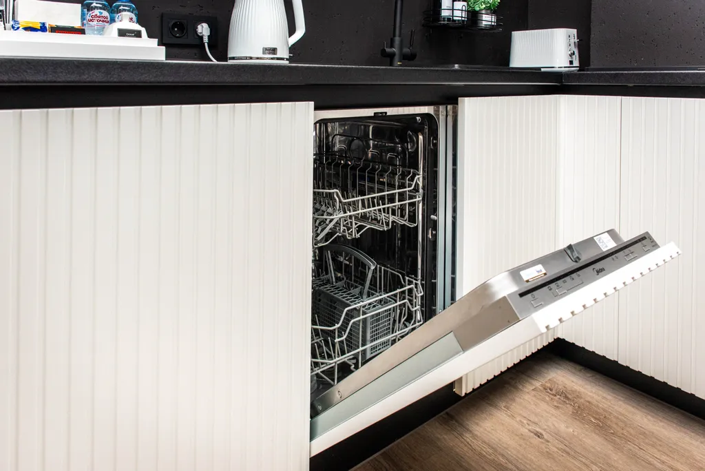 Стильные дизайнерские апартаменты на берегу реки Волга