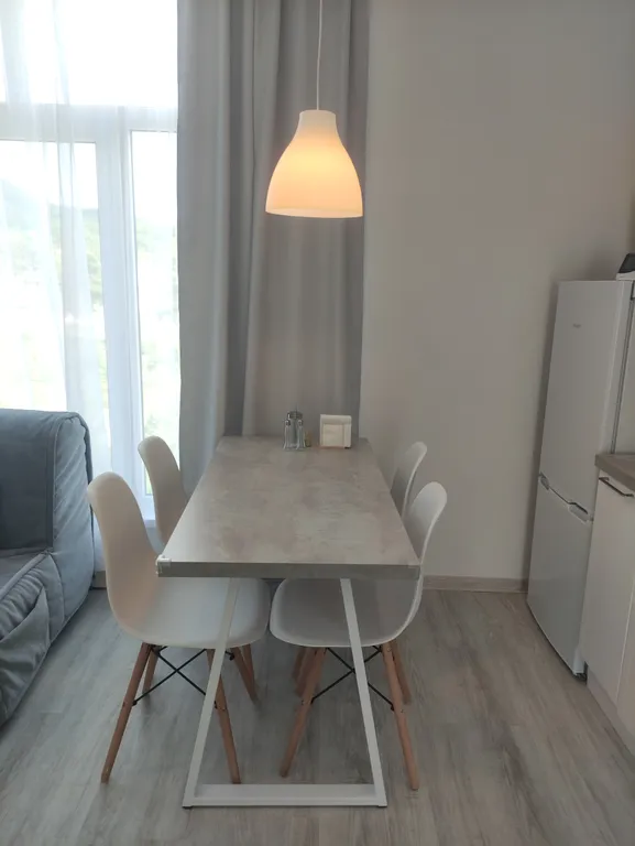 Белый дом у Черного моря