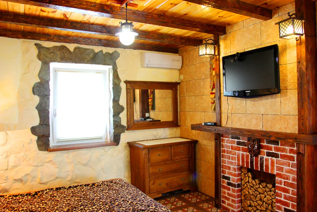 Дом с бассейном