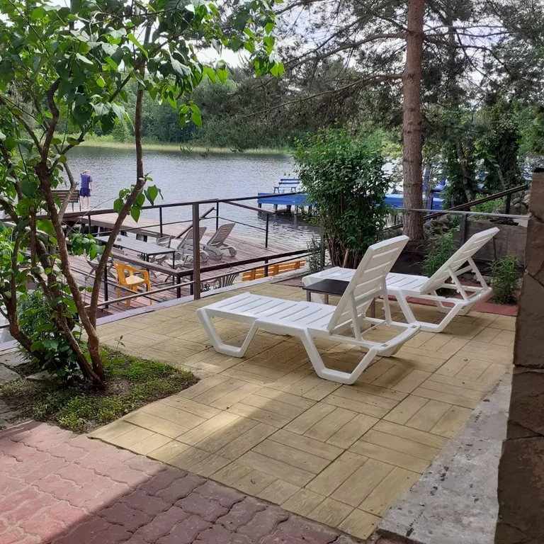 Дом с русской баней на берегу озера Селигер