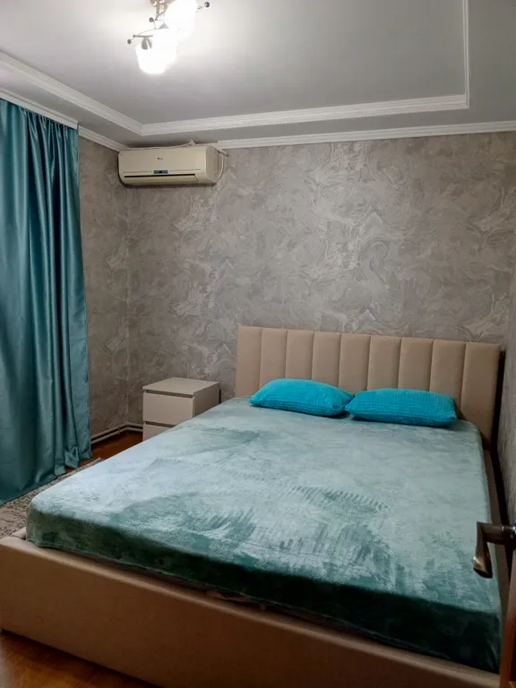 Уютная квартира находится возле можевеловой роще, вид на море и горы