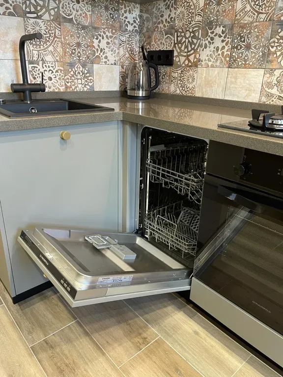 3-комнатная квартира в центре с видом на море и горы