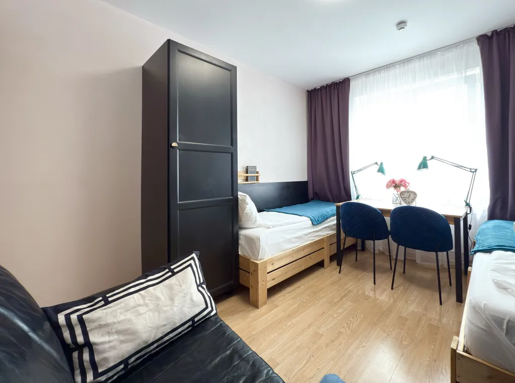 Семейная с камином