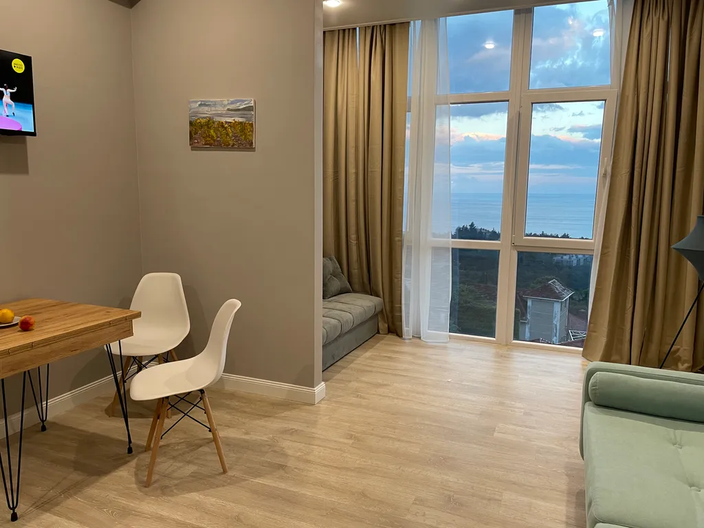 Студия с видом на море