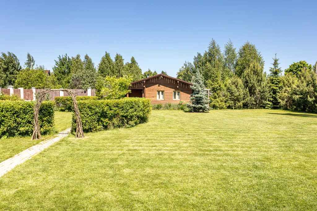 Коттедж Современный коттедж у большой воды — Никульское