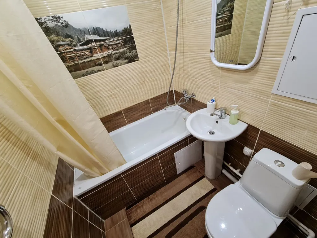 Однокомнатная в центре, рядом с городским садом